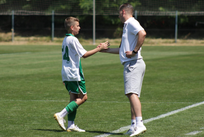 0DB08168-7B40-47E6-AAF5-2FDC9D85E33A