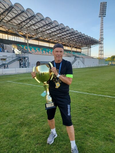 d6a10b9d-e5eb-4d84-985e-405187a20e36